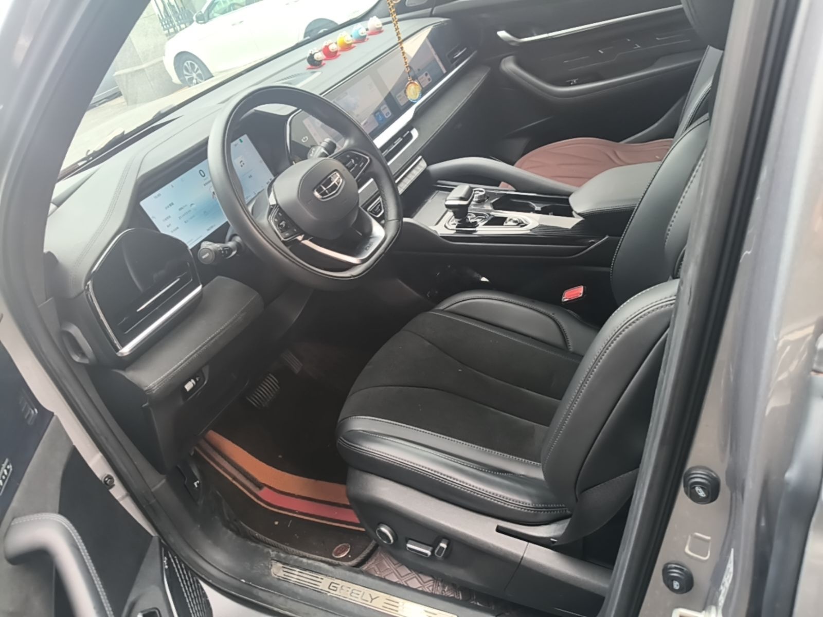 Geely Auto Monjaro L 2024 2.0TD High-Power Automatic Two-Wheel Drive Skyline Edition — снимка 17