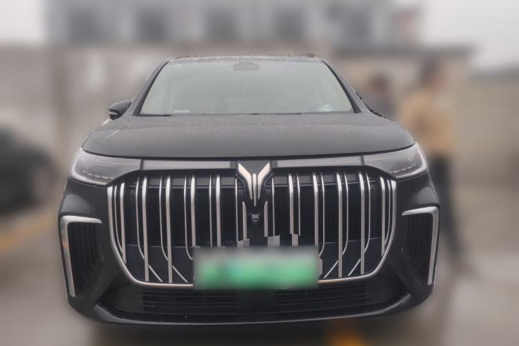 Used VOYAH Dream  Front