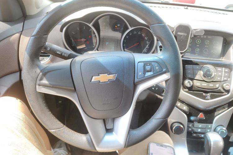 Used Chevrolet Cruze 2013 Hatchback 1.6L Automatic Luxury Model