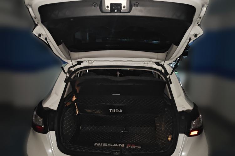 Used Nissan Tiida 2021 1.6L CVT Cool Edition Trunk