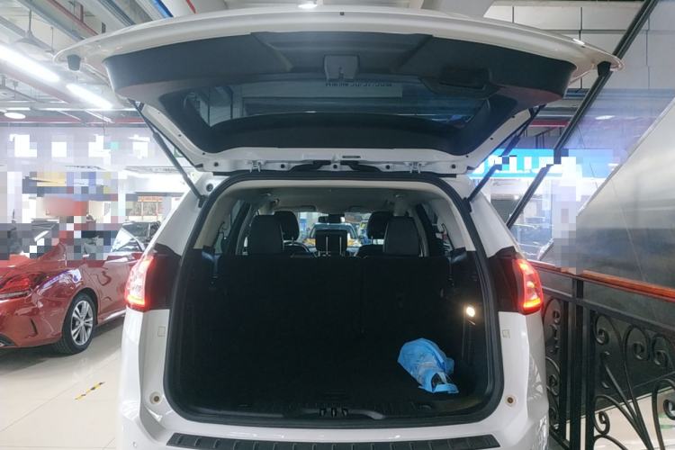 Used Ford Edge 2018 EcoBoost 245 Two-Wheel-Drive Platinum Edition 5 Seats
