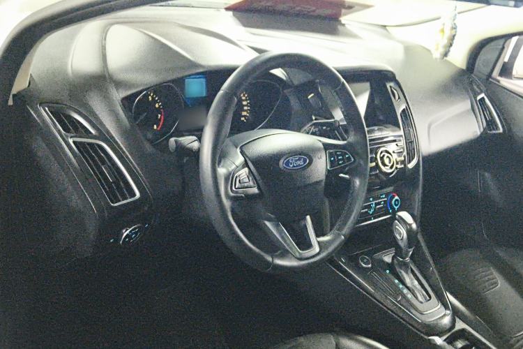 Used Ford Focus 2018 Hatchback Classic 1.6L Automatic Trendy SmartDrive Edition