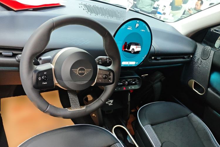 Used MINI Electric MINI COOPER 2024 456km COOPER E Classic Edition
