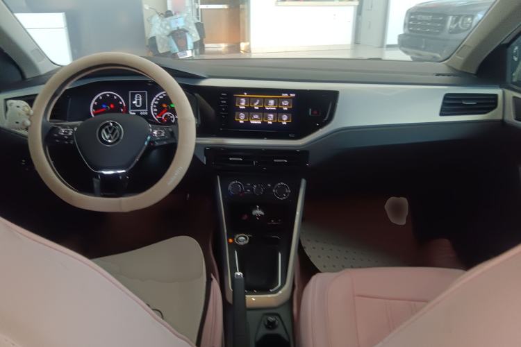 Used Volkswagen Polo 2021 Plus 1.5L Automatic Colorful Tech Edition Center Console