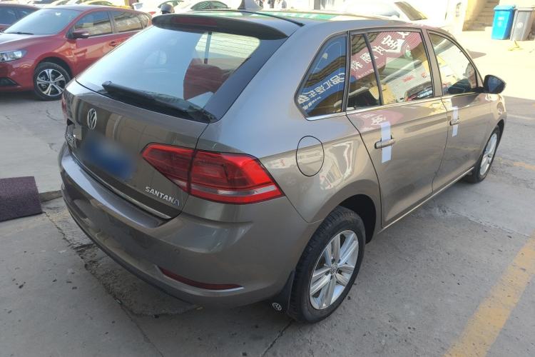 Used Volkswagen Santana 2015 Haval H6 1.6L Automatic Comfort Model
