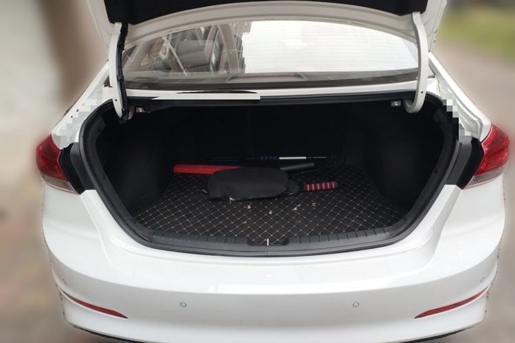 Used Hyundai Elantra (6th Generation / Lingdong) 2019 1.5L CVT Smart & Luxurious Trim
