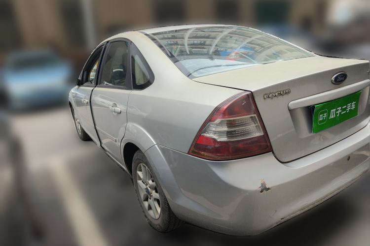 Used Ford Focus 2011 Sedan 1.8L Manual Comfort Model
