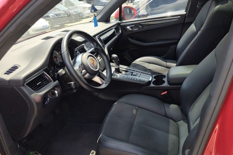 Used Porsche Macan 2017 Macan S 3.0T Left Front Seat