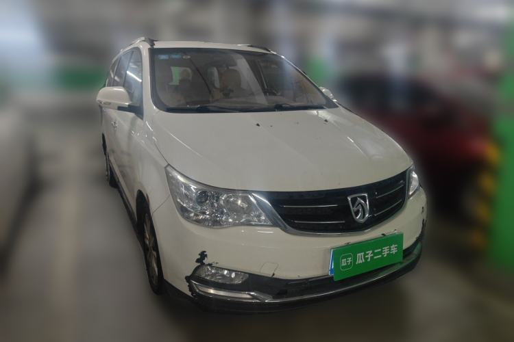 Used Baojun 730 2016 1.5L Manual Comfort Version 7 Seats China V Emission Standard Front Right 45 Deg