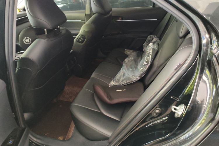 Used Toyota Camry 2019 Revised Version 2.0G Luxury Edition
