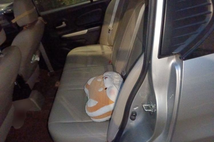 Used Venucia R50 2015 1.6L Automatic Luxury Edition
