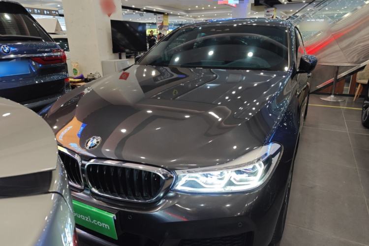 Used BMW 6 Series GT 2018 640i xDrive M Sport Package
