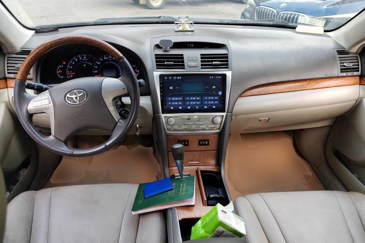 Used Toyota Camry 2010 200G Classic Edition
