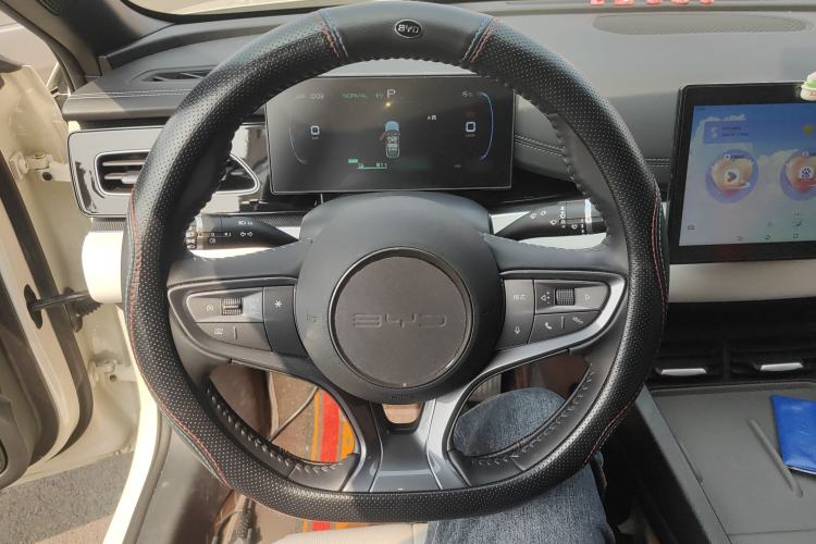 Used BYD Seal 06 New Energy 2024 DM-i 80KM Luxury Model Steering Wheel