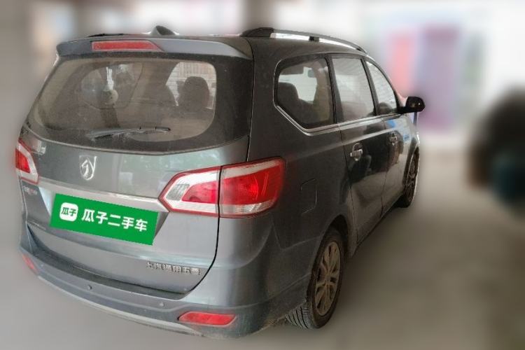 Used Baojun 730 2014 1.5L manual luxury trim 7 seats
