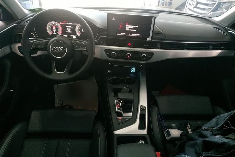 Used Audi A4L 2024 40 TFSI Fashion Dynamic Model
