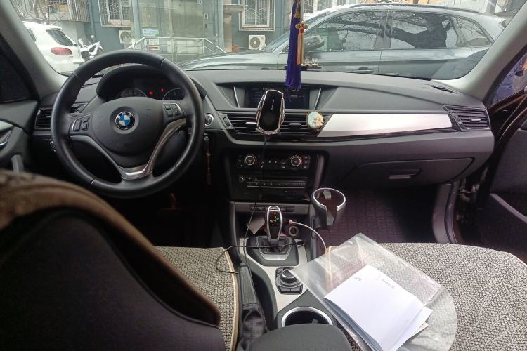 Used BMW X1 2014 sDrive18i Leading Model
