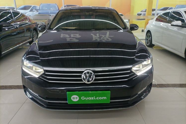 Used Volkswagen Magotan 2018 Facelift 330TSI DSG Luxury Model