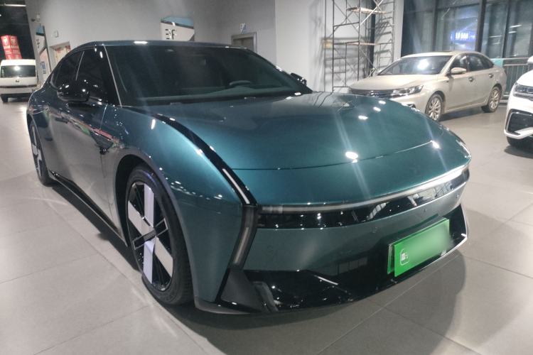 Used XPeng P7 2025 Model—702 Long Range Ultra Front Right 45 Deg