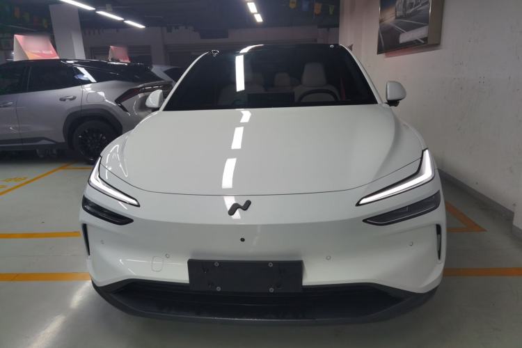 Used ONVO L60 2024 85 kWh Rear-Drive Version