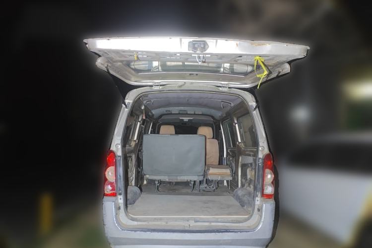 Used Wuling Rongguang 2011 1.2L Base Version
