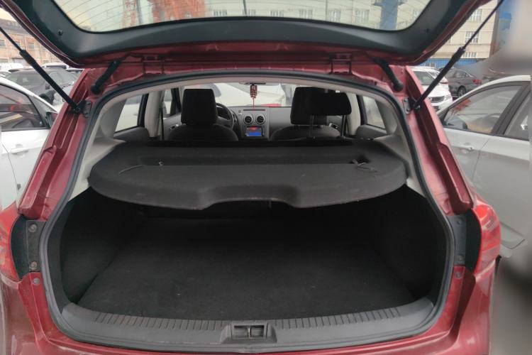 Used Nissan Qashqai 2010 20S Fire 6MT 2WD Trunk