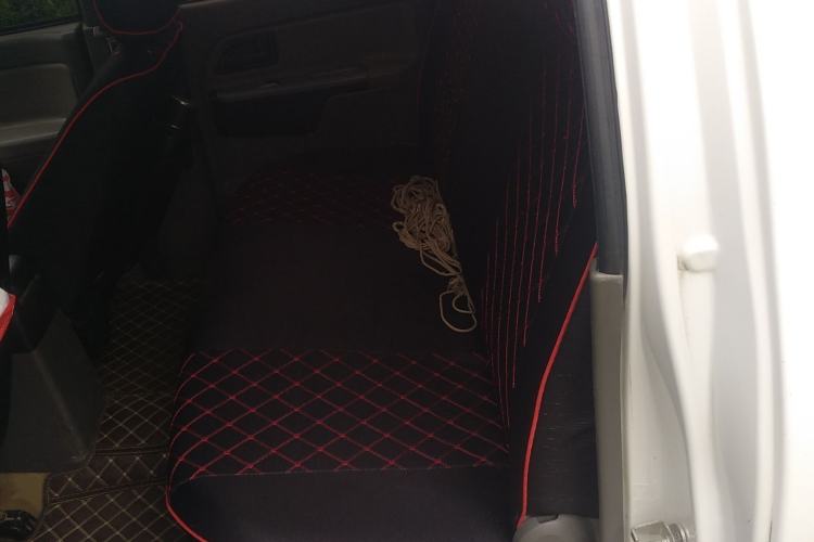 Used Great Wall Wingle 5 2014 2.8T Entry-Level Big Double-Cab GW2.8TC Left Rear Seat