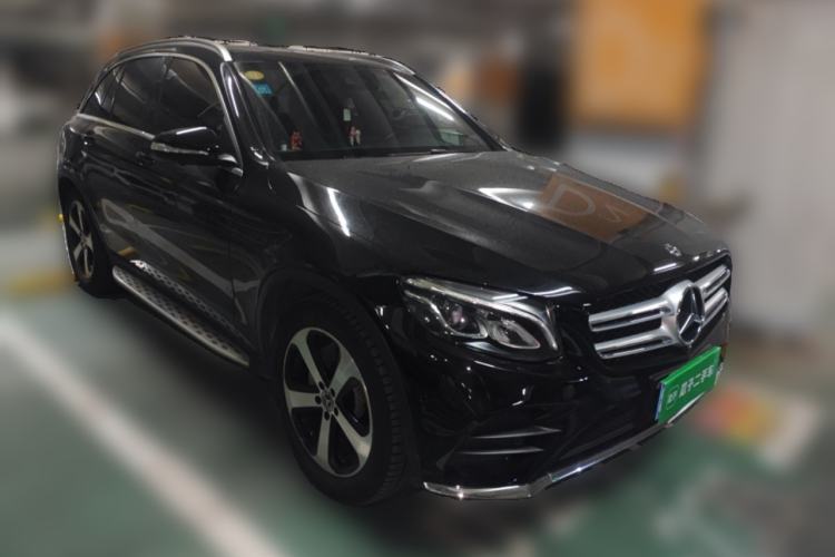 Used Mercedes-Benz GLC 2018 Facelift GLC 260 4MATIC Luxury Edition
