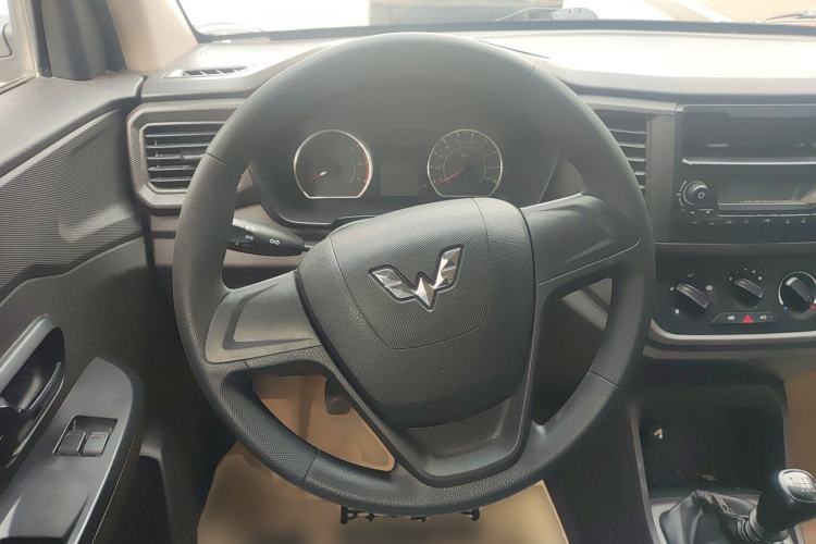 Used Wuling Hongguang V 2021 1.5L Jingqu Version LAR
