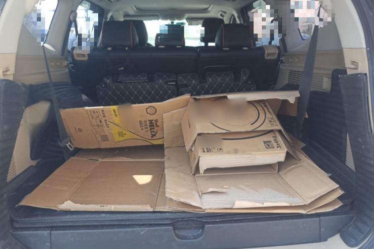 Used Mitsubishi Pajero  Trunk