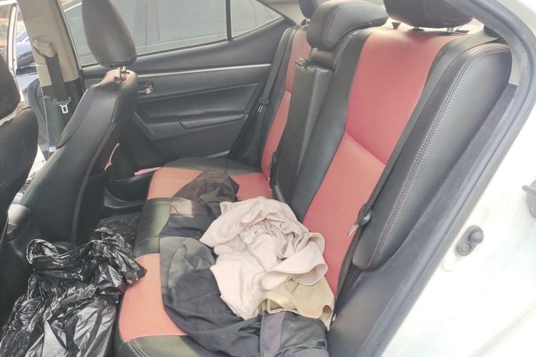 Used Toyota Levin 2017 Revised 185T CVT Elite Edition China V Standard Left Rear Seat