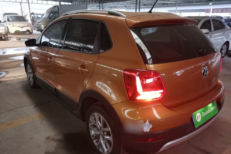 Used Volkswagen Polo 2018 1.5L Cross Polo Automatic
