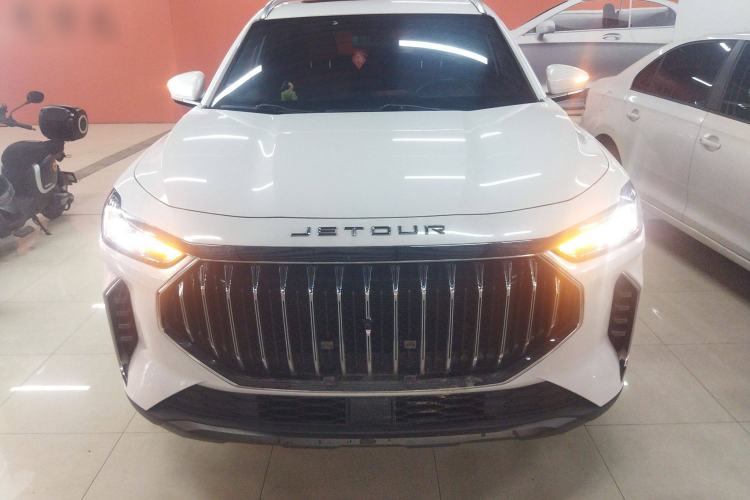 Used JETOUR X70 PLUS 2023 1.5T DCT Brave PLUS 5-Seater