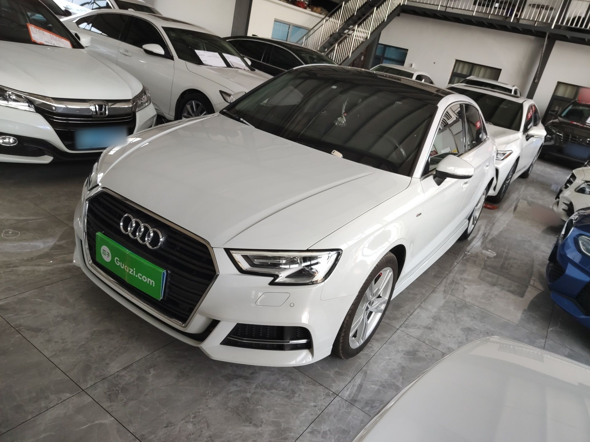 Parte inferior delantera