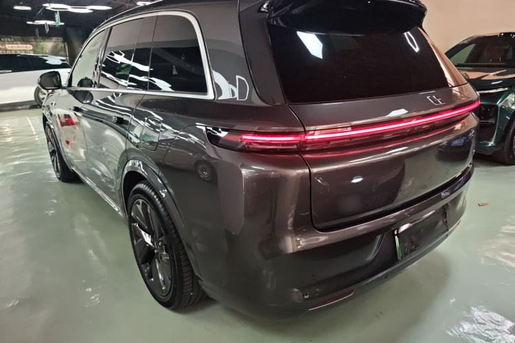 Used Li Auto L8 2023 Pro Model Rear Left 45 Deg