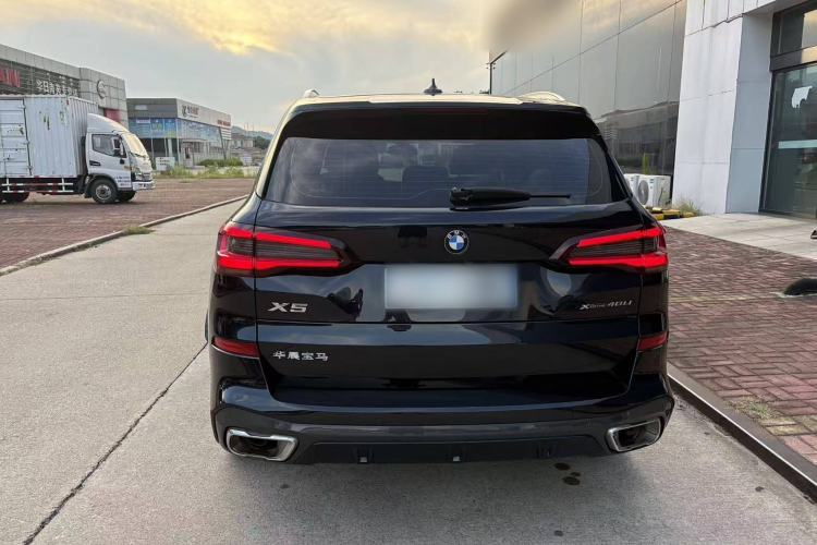 Used BMW X5 2022 xDrive 40Li M Sport Package
