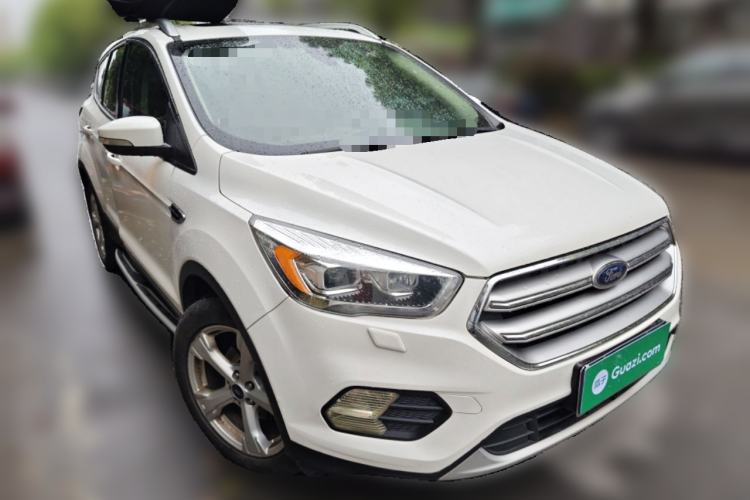 Used Ford Kuga 2018 Facelifted EcoBoost 180 Two-Wheel Drive Luxury Wing Edition Front Right 45 Deg