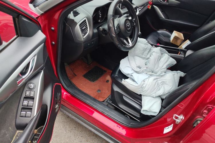 Used Mazda CX-4 2018 2.0L Automatic Two-Wheel Drive Blue Sky Dynamic Version China VI Standard