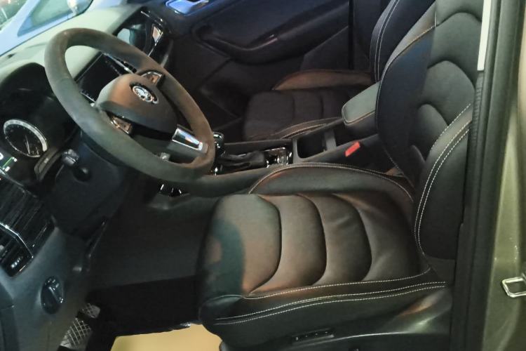 Used Skoda Kodiaq 2017 TSI330 7-Seater Two-Wheel-Drive Luxury Tech Edition
