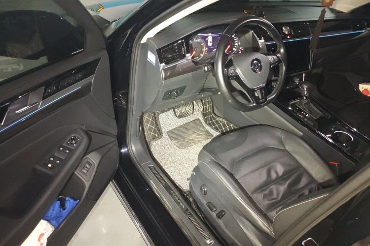 Used Volkswagen Phideon 2018 Revised Version 380TSI Two-Wheel Drive Business Edition