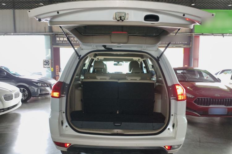 Used Mitsubishi Pajero Sport 2013 3.0L Automatic Two-Wheel Drive Luxury Edition