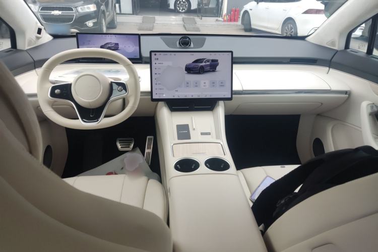 Used Hima Luxeed R7 2025 Extended-Range 331km Ultra
