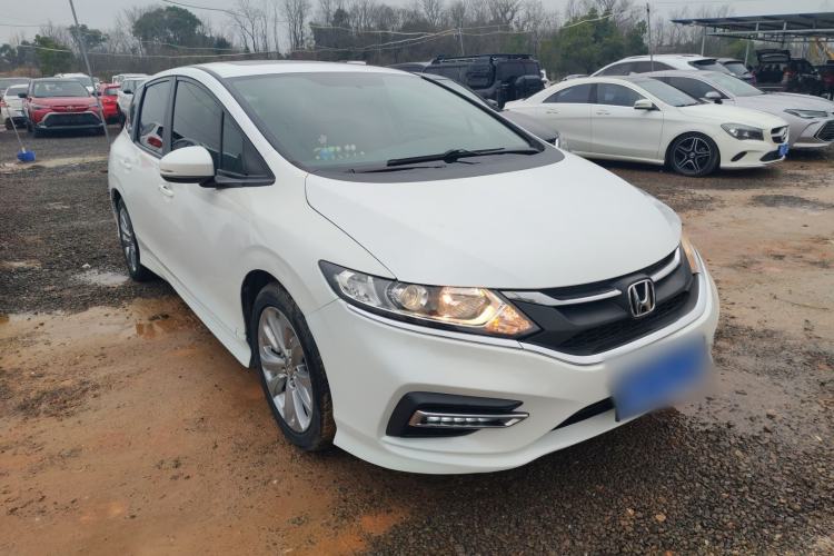 Used Honda Jade 2017 1.8L automatic Comfort version 5 seats
