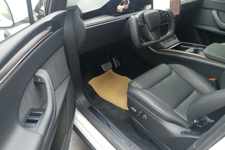 Used Tesla Model X 2023 Dual-Motor All-Wheel-Drive Version