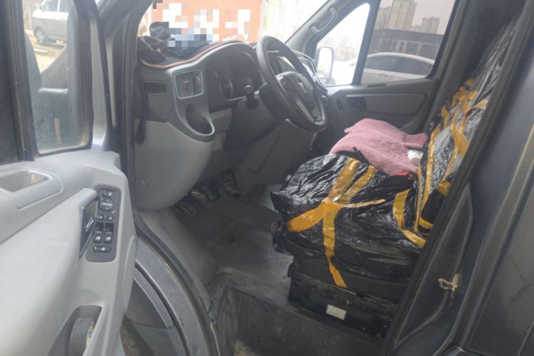 Used Foton Toano 2021 2.0T Manual Tongtu Extended-Wheelbase Mid-Roof 5/6/7-Seater 4F20TC3