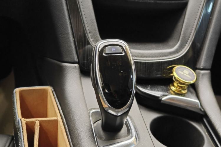 Used Cadillac XT5 2018 25T Luxury Model
