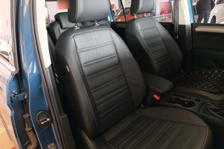 Used Volkswagen Touran 2022 Volkswagen Touran L 280TSI DSG Boundary Edition 7 Seats
