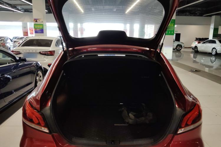 Used MG 6 2017 20T Automatic Luxury Smart Connect Version China V Standard