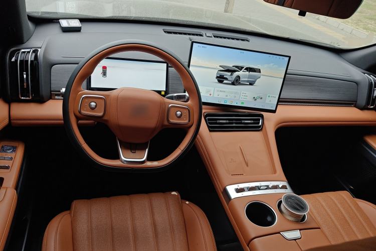 Used JETOUR Shanhai L7 Plus 2025 Model 220km Flagship 7-seater Center Console