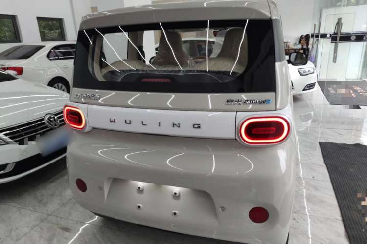 Used Wuling Hongguang MINIEV 2024 3rd Generation 215km Youth Edition